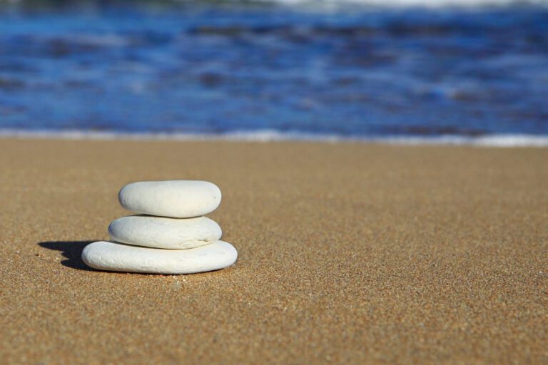 Lire la suite à propos de l’article Pain de Vie pour convertir nos faims et nos soifs (Jn 6)